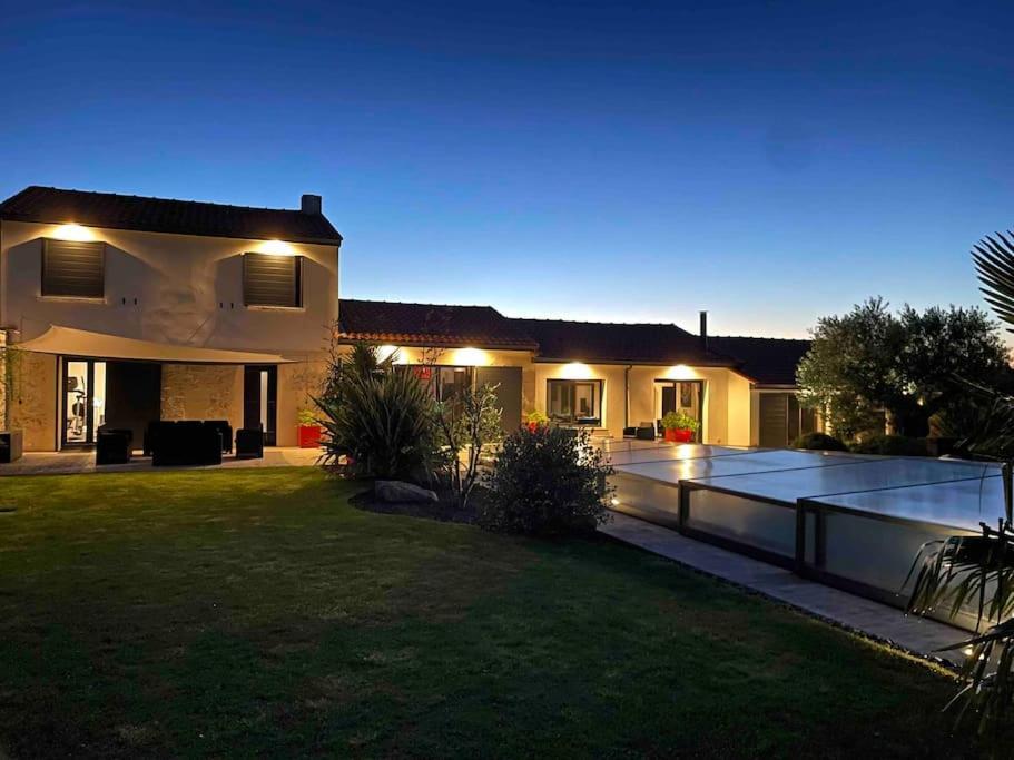 Villa Grand Standing Avec Piscine Proche Nantes La Chapelle-Heulin Εξωτερικό φωτογραφία