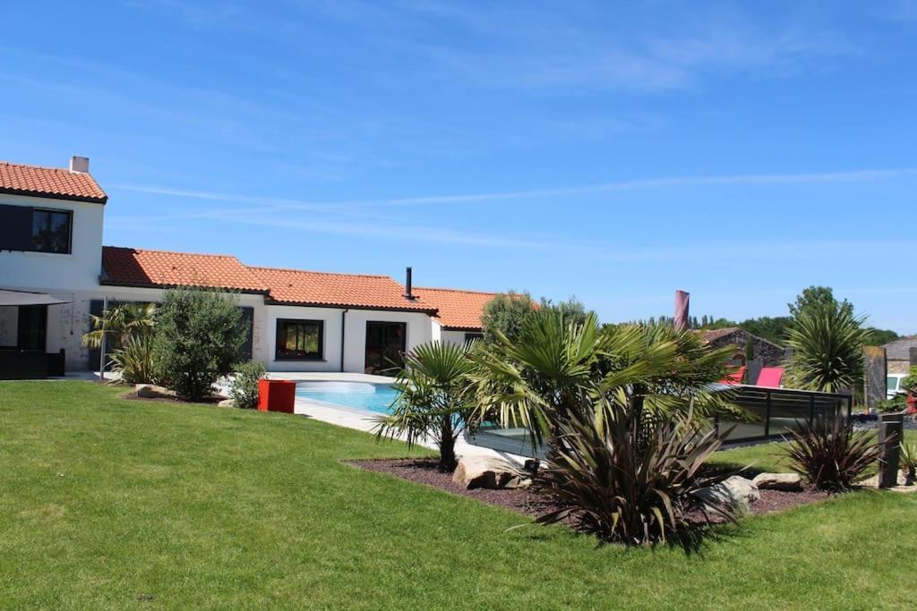 Villa Grand Standing Avec Piscine Proche Nantes La Chapelle-Heulin Εξωτερικό φωτογραφία