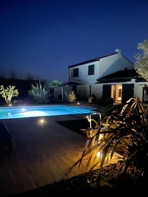 Villa Grand Standing Avec Piscine Proche Nantes La Chapelle-Heulin Εξωτερικό φωτογραφία